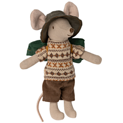 Maileg mus - Vandremus storebror med sovepose - Hiker mouse . Sjovt legetøj
